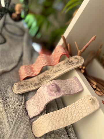 Foto de PORTA SAHUMERIO  ARTESANAL CERAMICA