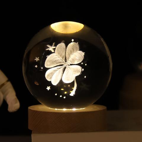 Foto de ESFERAS LED TREBOL CUATRO HOJAS 6 CM