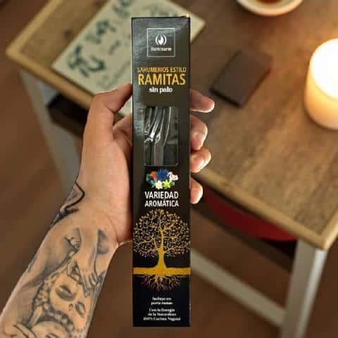 Foto de SAHUMERIOS ILUMINARTE ESTILO RAMITAS